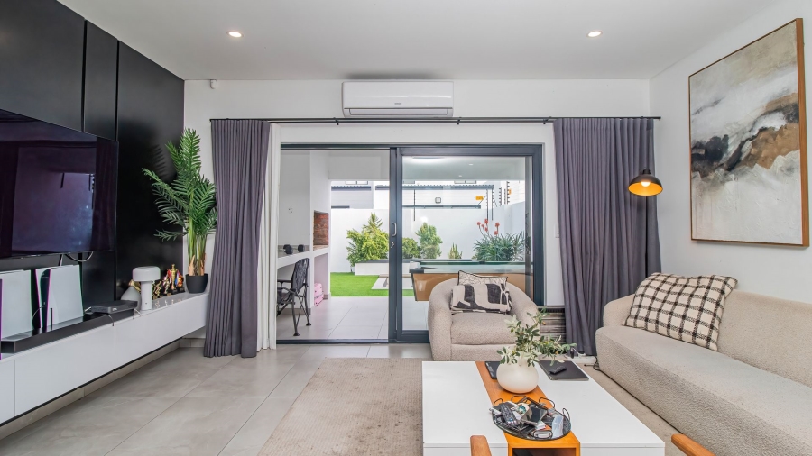 4 Bedroom Property for Sale in Sandown Western Cape